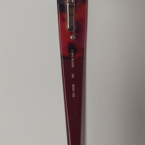 Guess frames and case - Picture 6 of 8